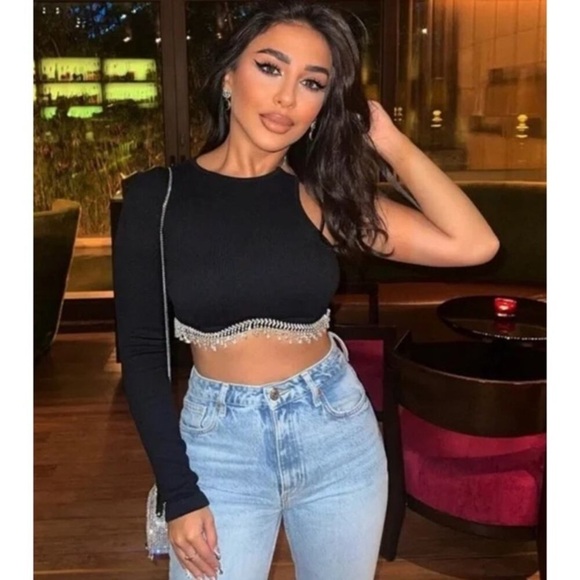 ZARA BLACK CROP TOP - Picture 3 of 11